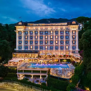 Отель Grand Bristol Resort, By R Collection, Рапалло